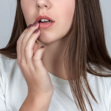 איך מטפלים בהרפס בשפתיים?